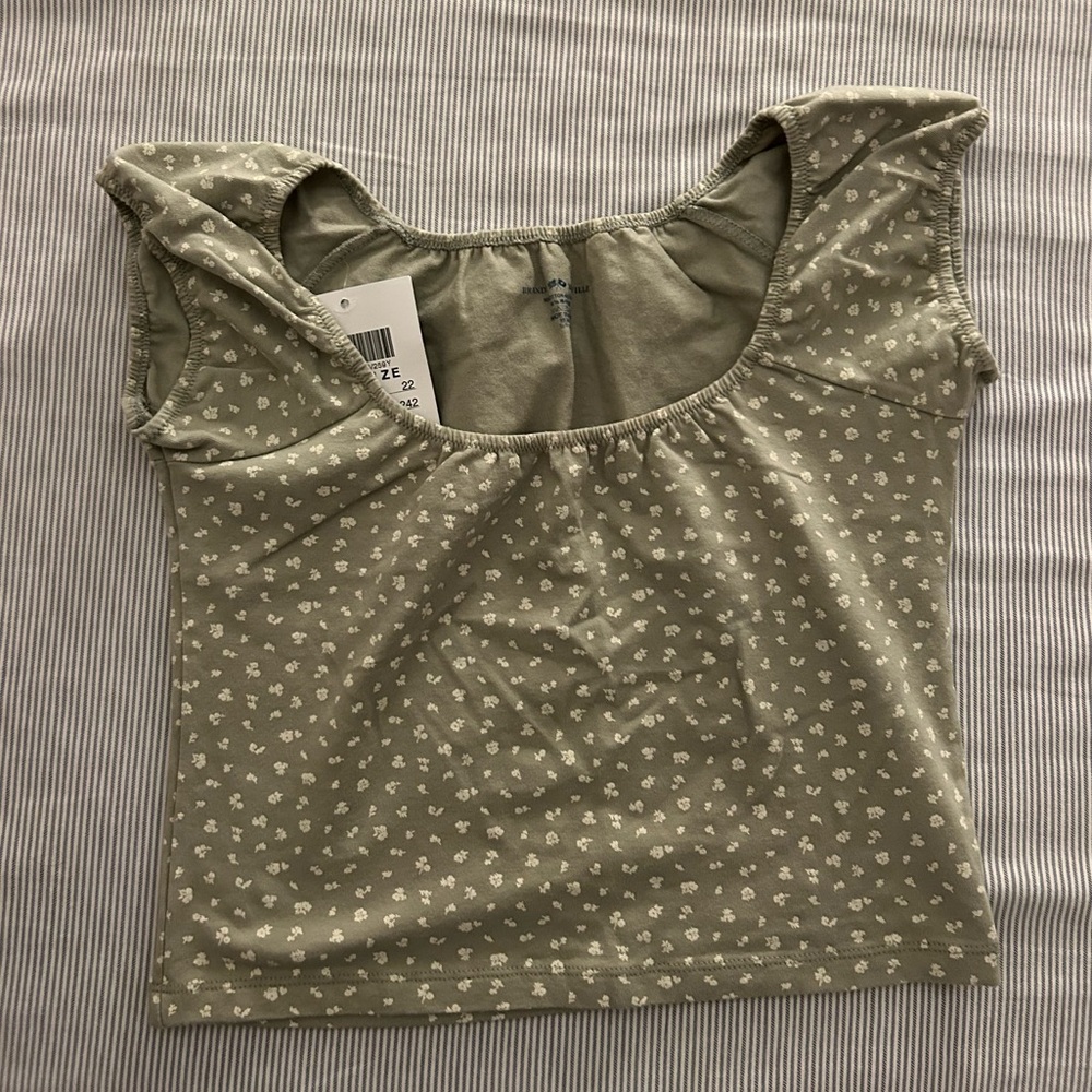 brandy melville light green floral top
